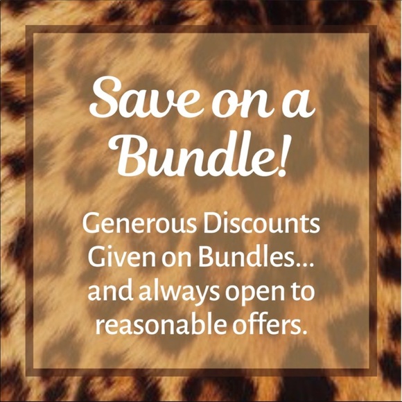 We carry a variety of different jeans! - Picture 3 of 5